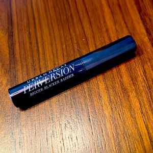NEW Urban Decay Perversion mascara